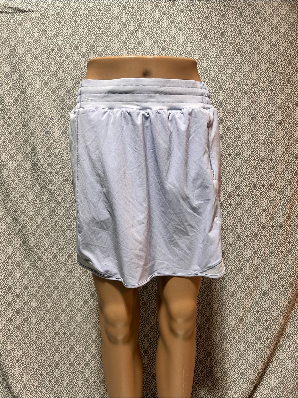 Luluemon Hotty Hot HR Skirt Size 10 Sky Blue Women’s